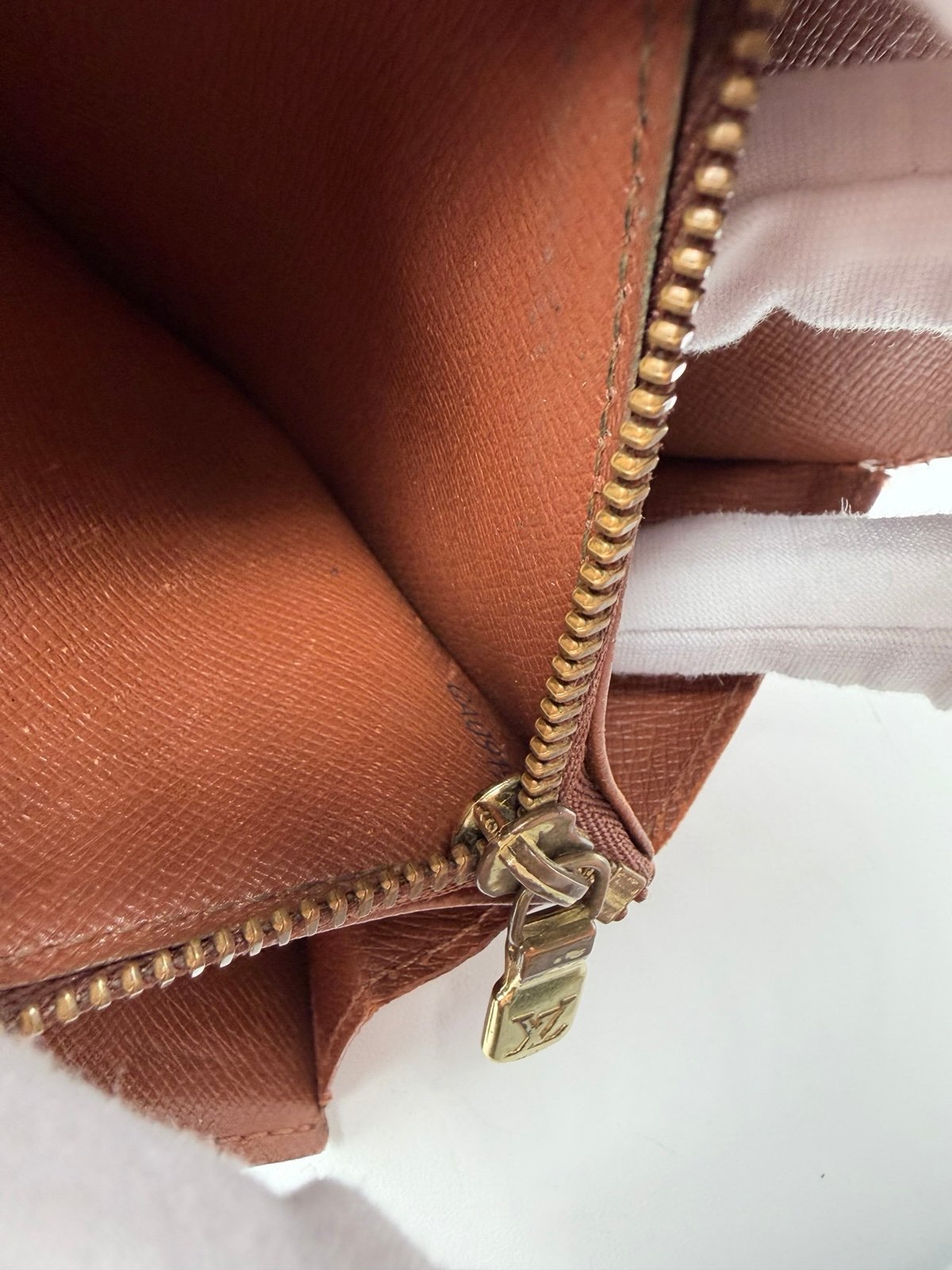 Pre-Owned Louis Vuitton Long Monogram Flap Wallet