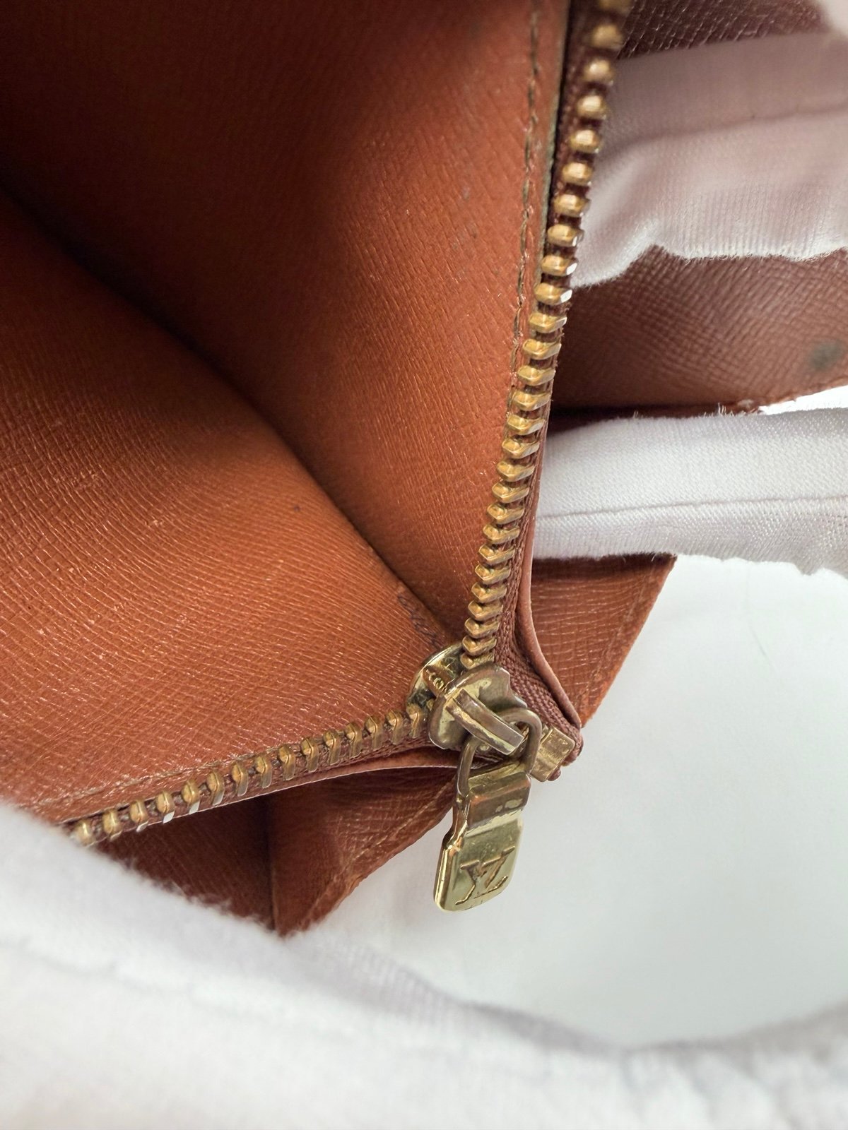 Pre-Owned Louis Vuitton Long Monogram Flap Wallet