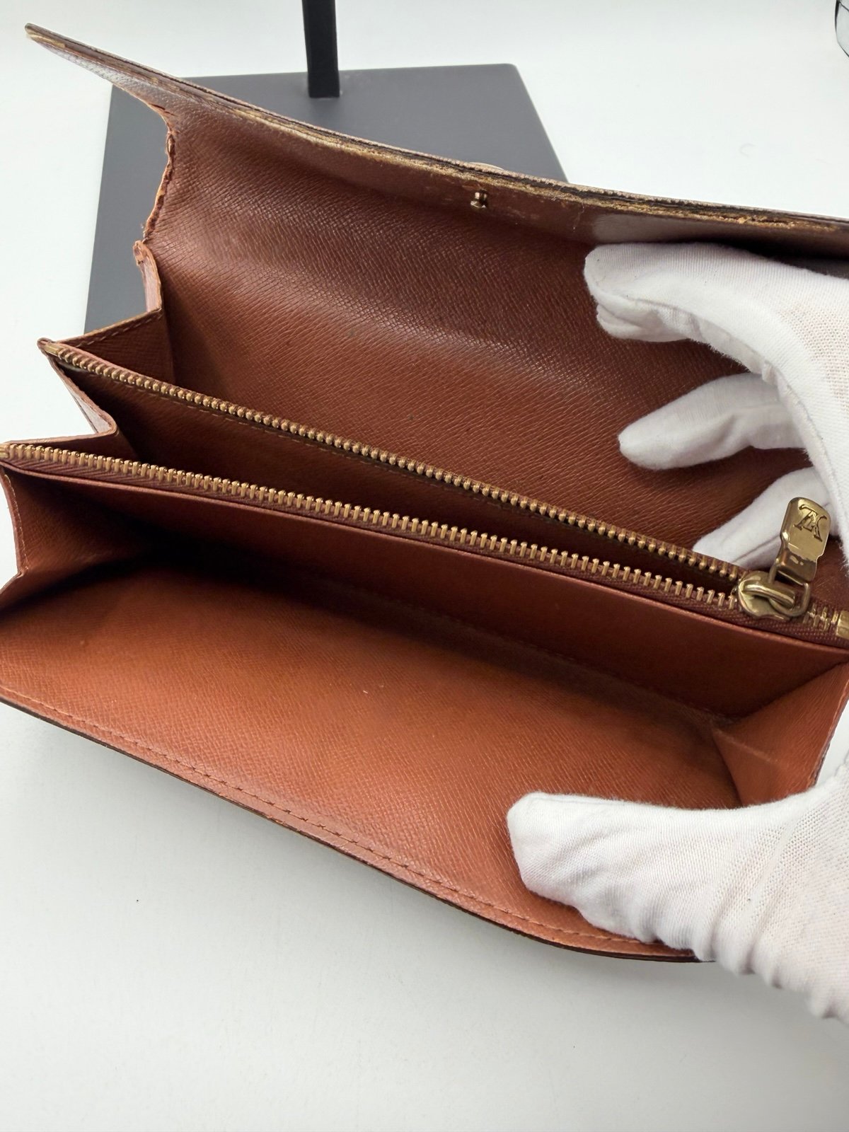 Pre-Owned Louis Vuitton Long Monogram Flap Wallet