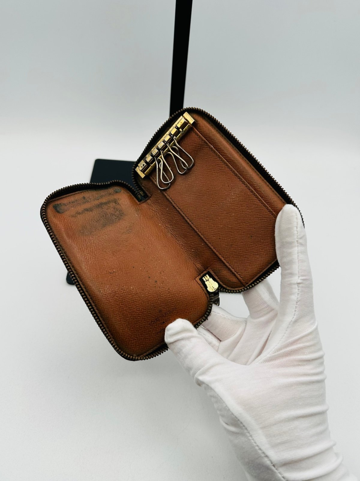 Pre-Owned Louis Vuitton Compact Wallet