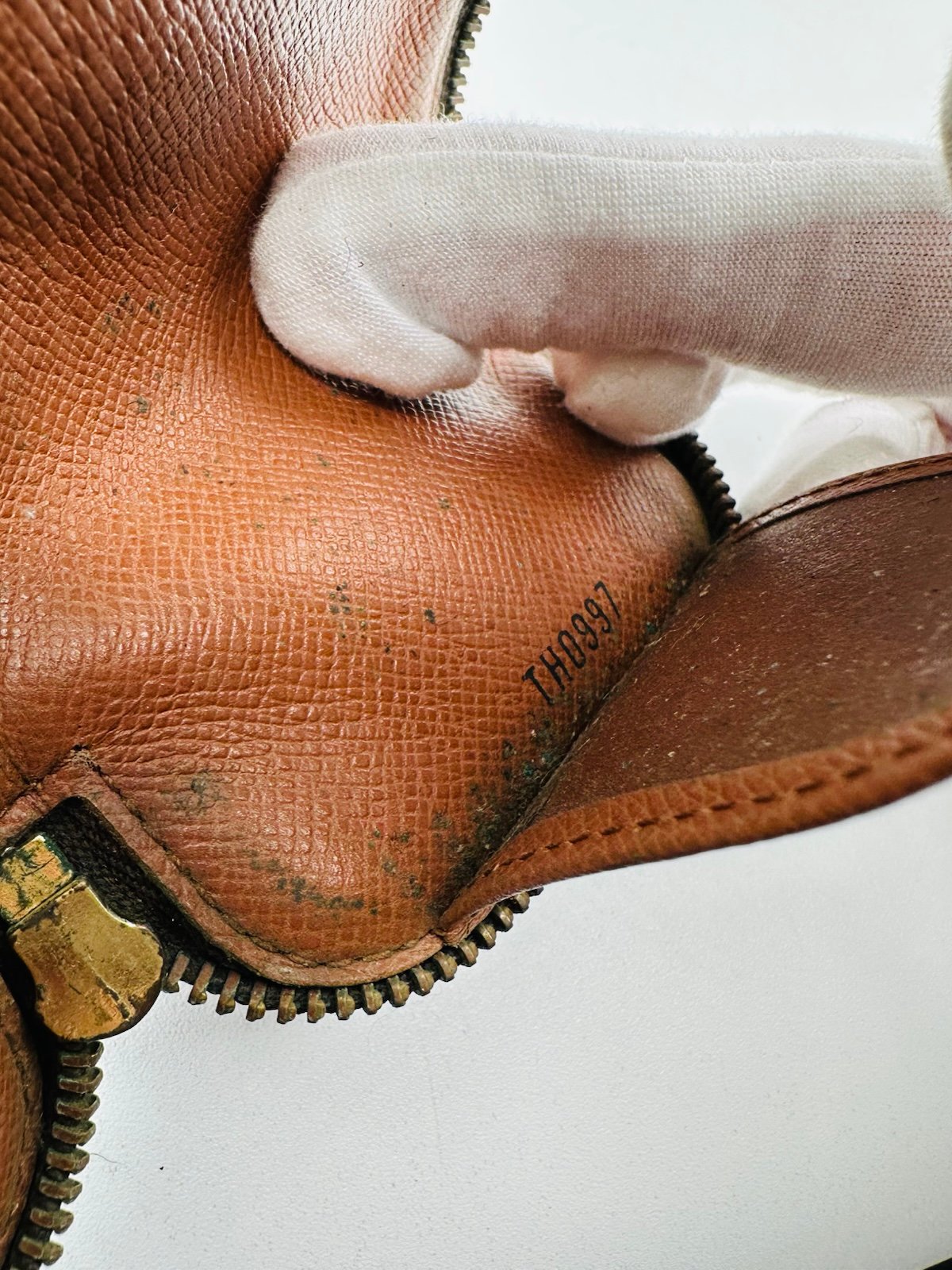 Pre-Owned Louis Vuitton Compact Wallet