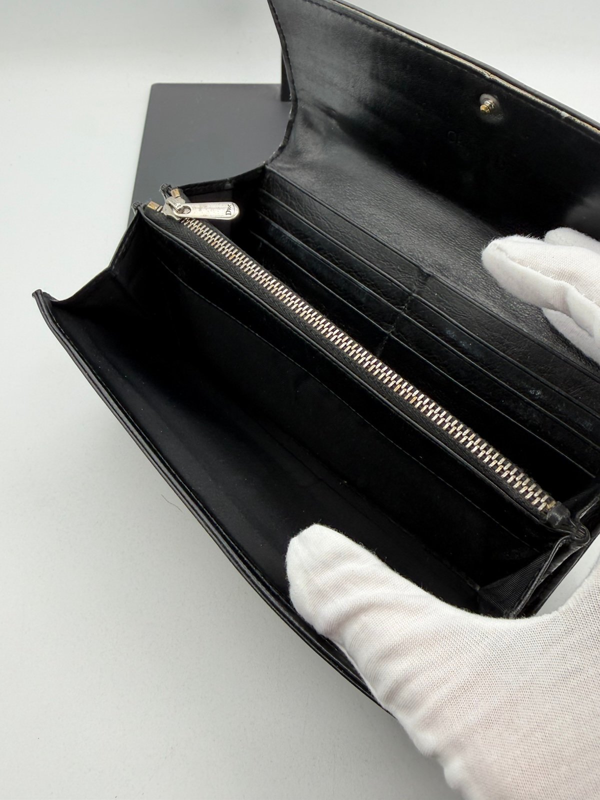Pre-Owned Dior Patent Leather Monogram Flap Wallet