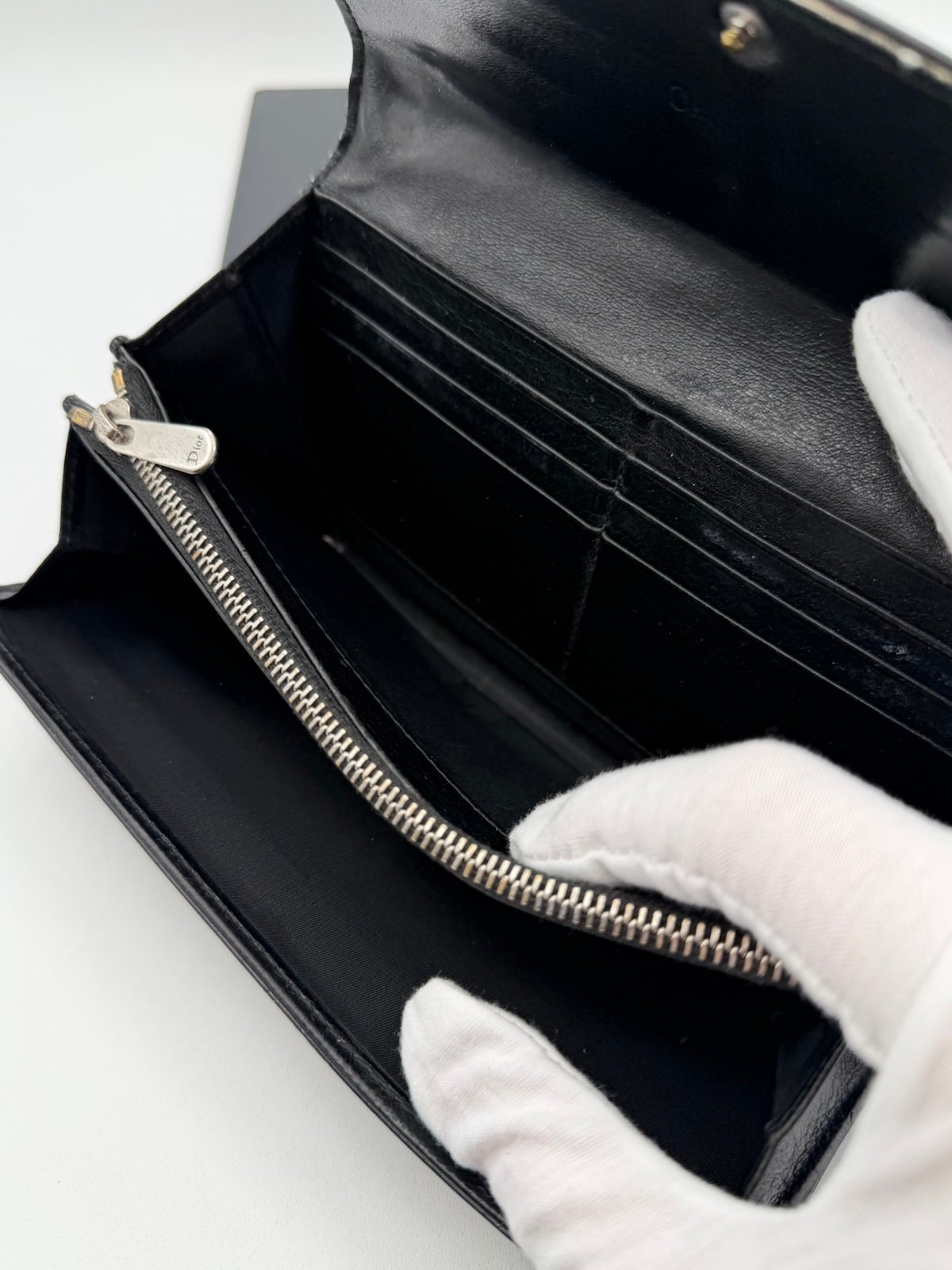 Pre-Owned Dior Patent Leather Monogram Flap Wallet