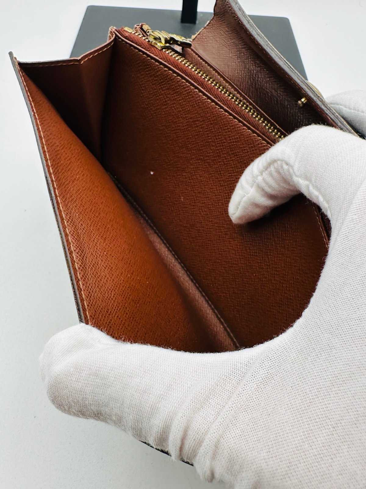 Pre-Owned Louis Vuitton Long Monogram Wallet