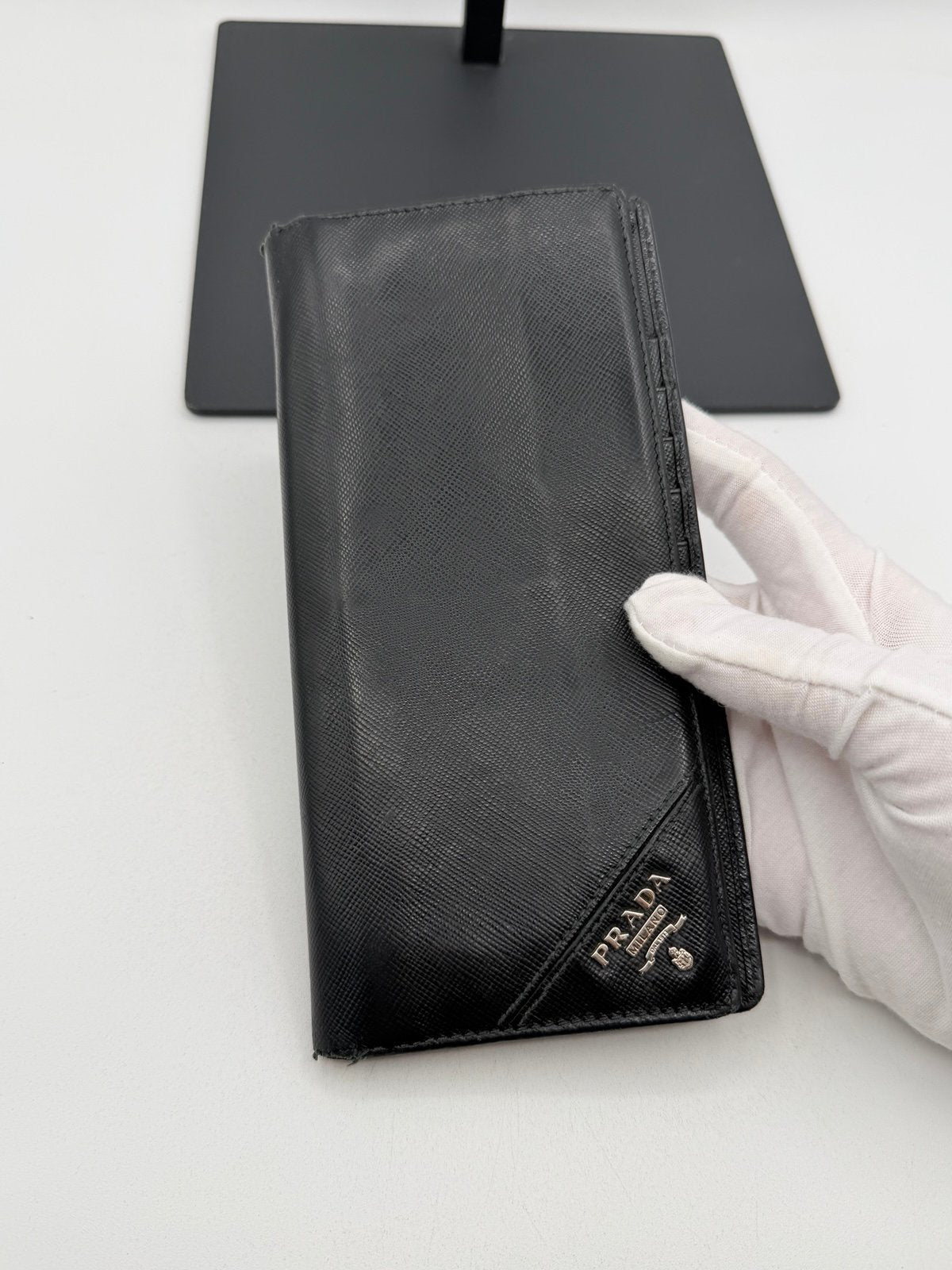 Pre-Owned Prada Saffiano Leather Long Bi Fold Wallet