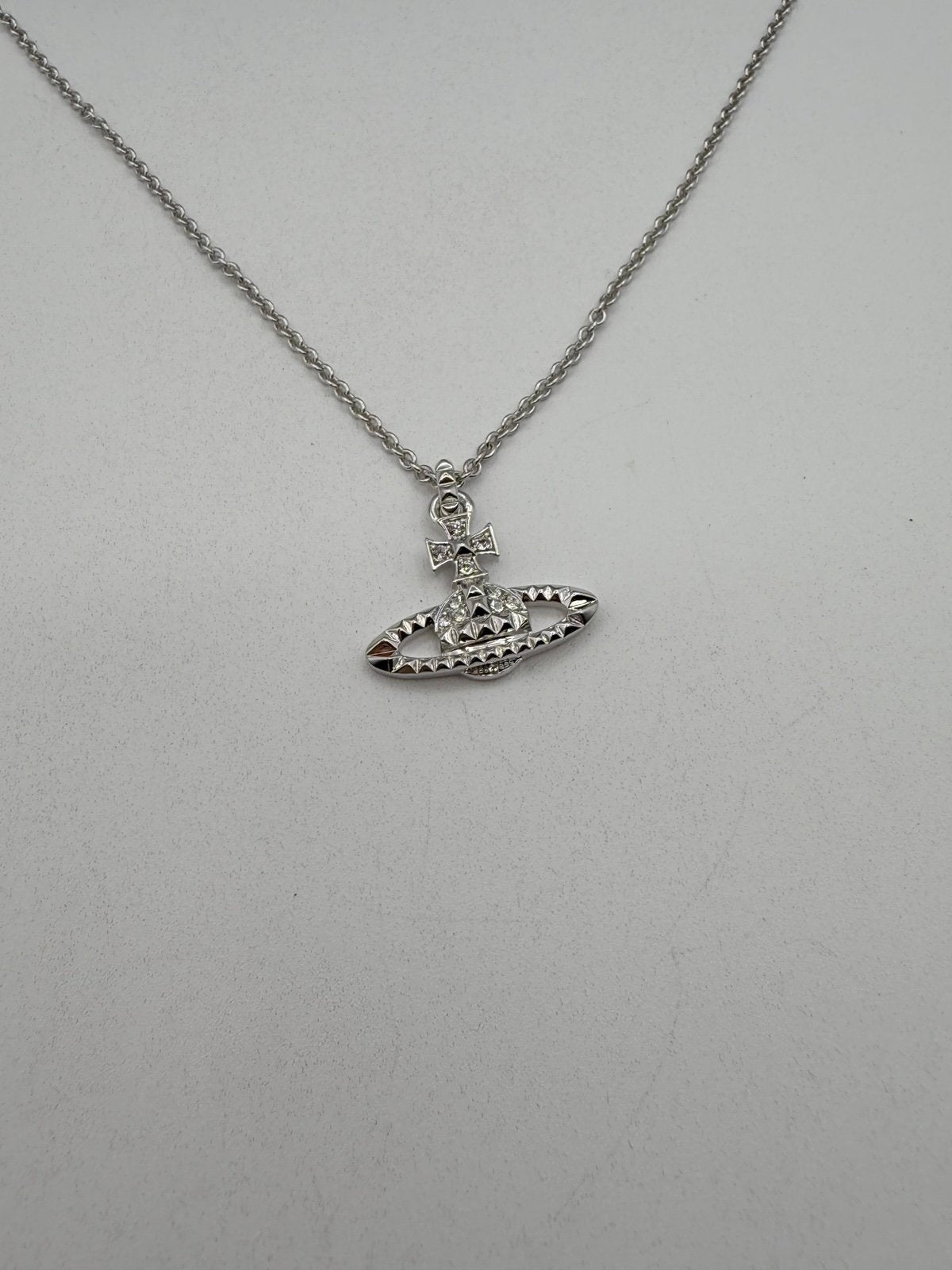 Pre-Owned Vivienne Westwood Orb Pendant Necklace Silver