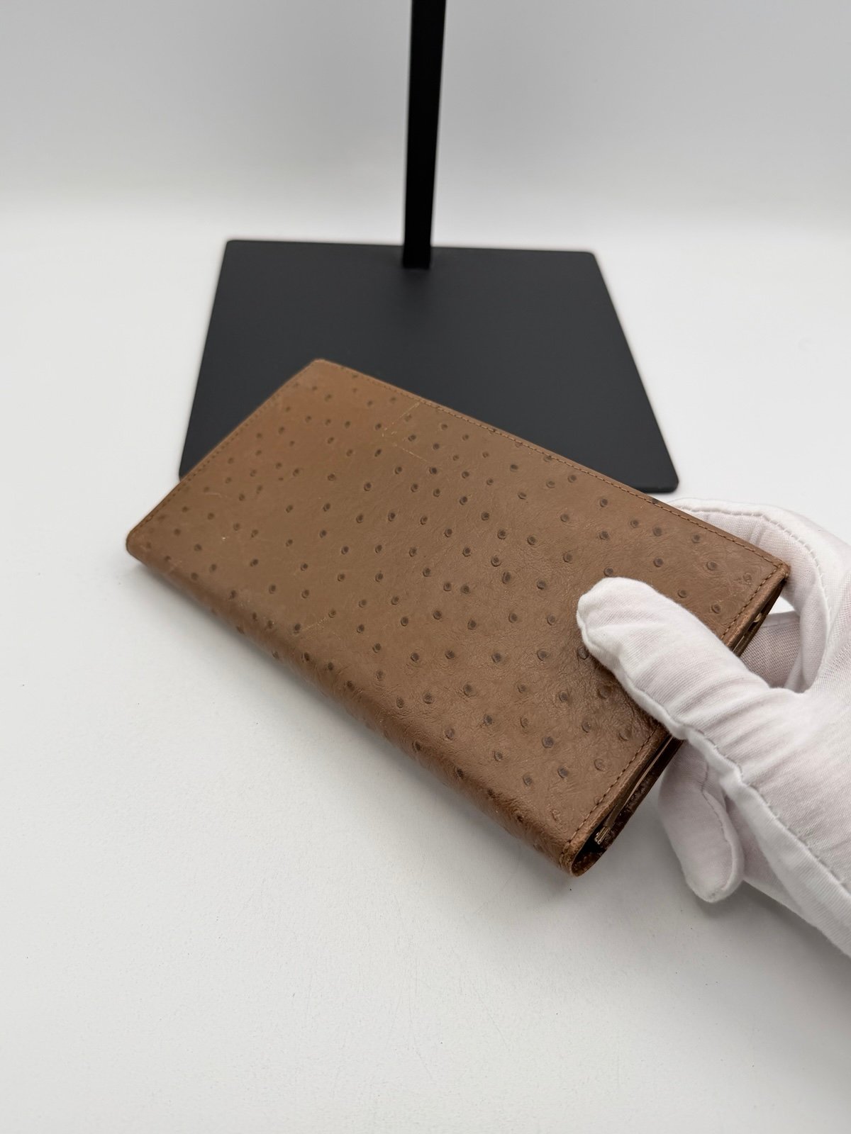 Pre-Owned Givenchy Vintage Ostrich Leather Wallet
