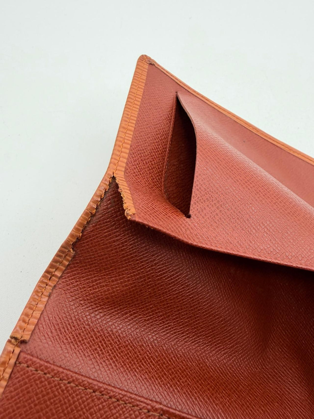 Pre-Owned Louis Vuitton Epi Leather Long Wallet