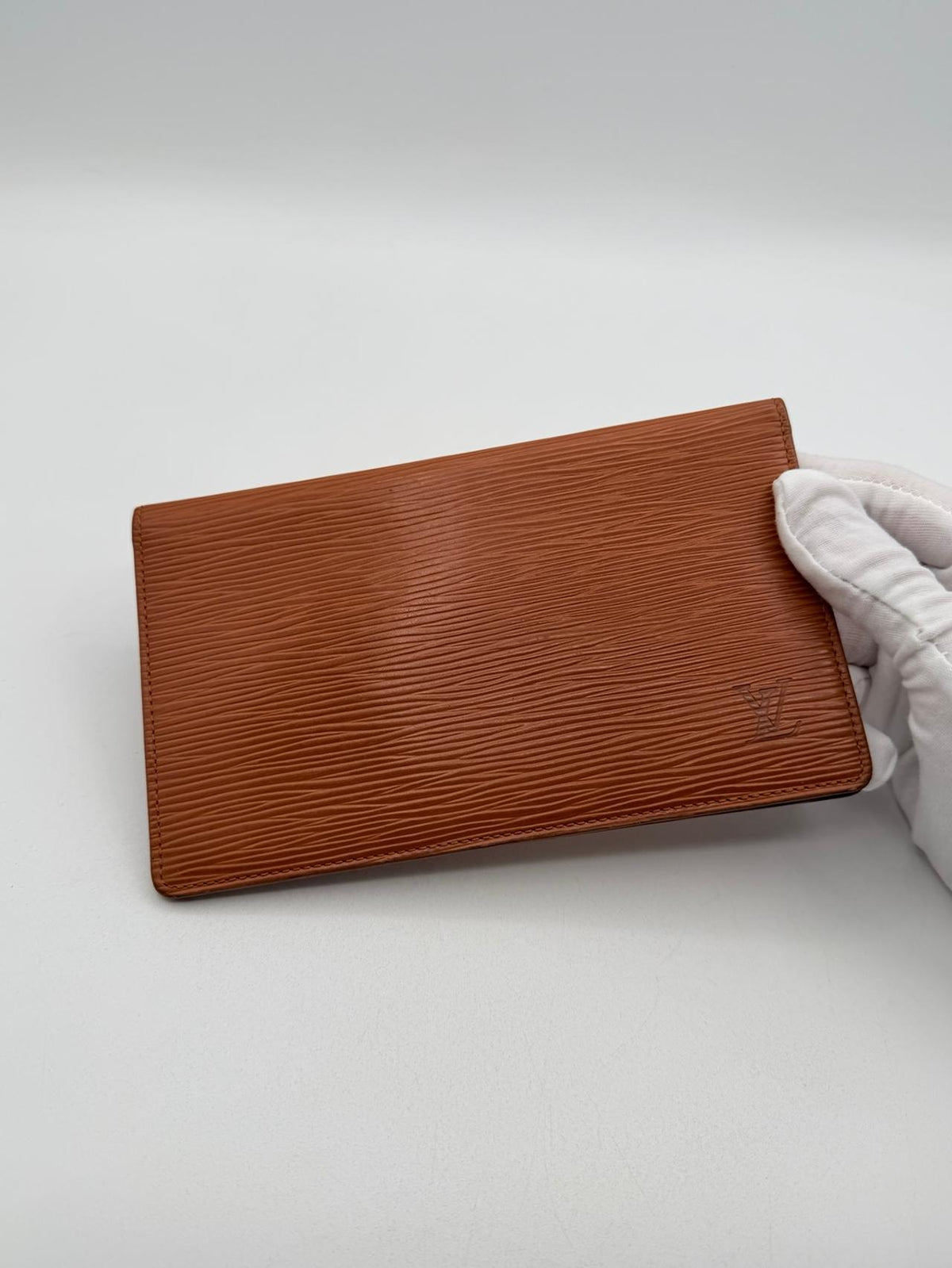 Pre-Owned Louis Vuitton Epi Leather Long Wallet