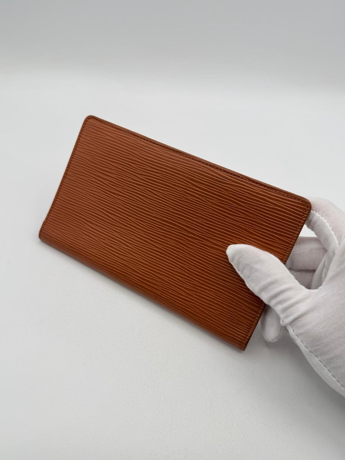 Pre-Owned Louis Vuitton Epi Leather Long Wallet