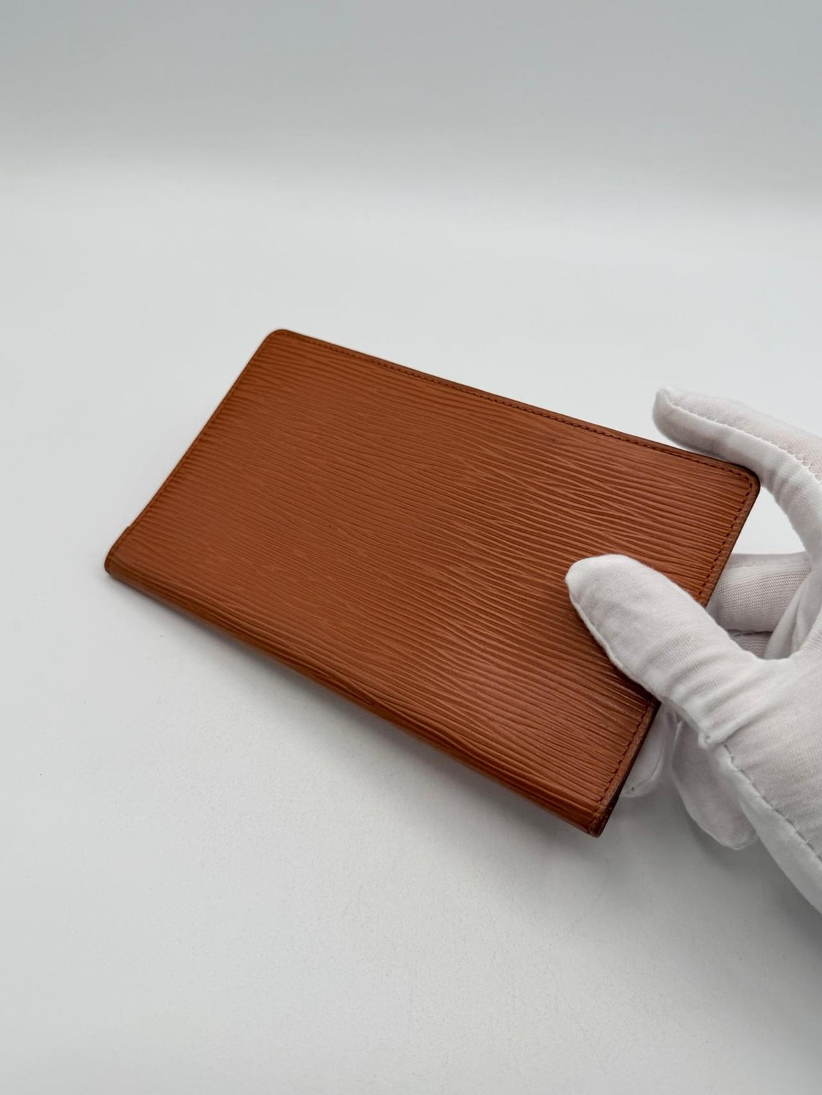 Pre-Owned Louis Vuitton Epi Leather Long Wallet