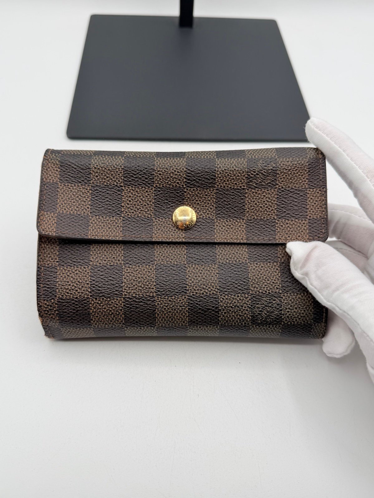 Pre-Owned Louis Vuitton Damier Tri fold Wallet