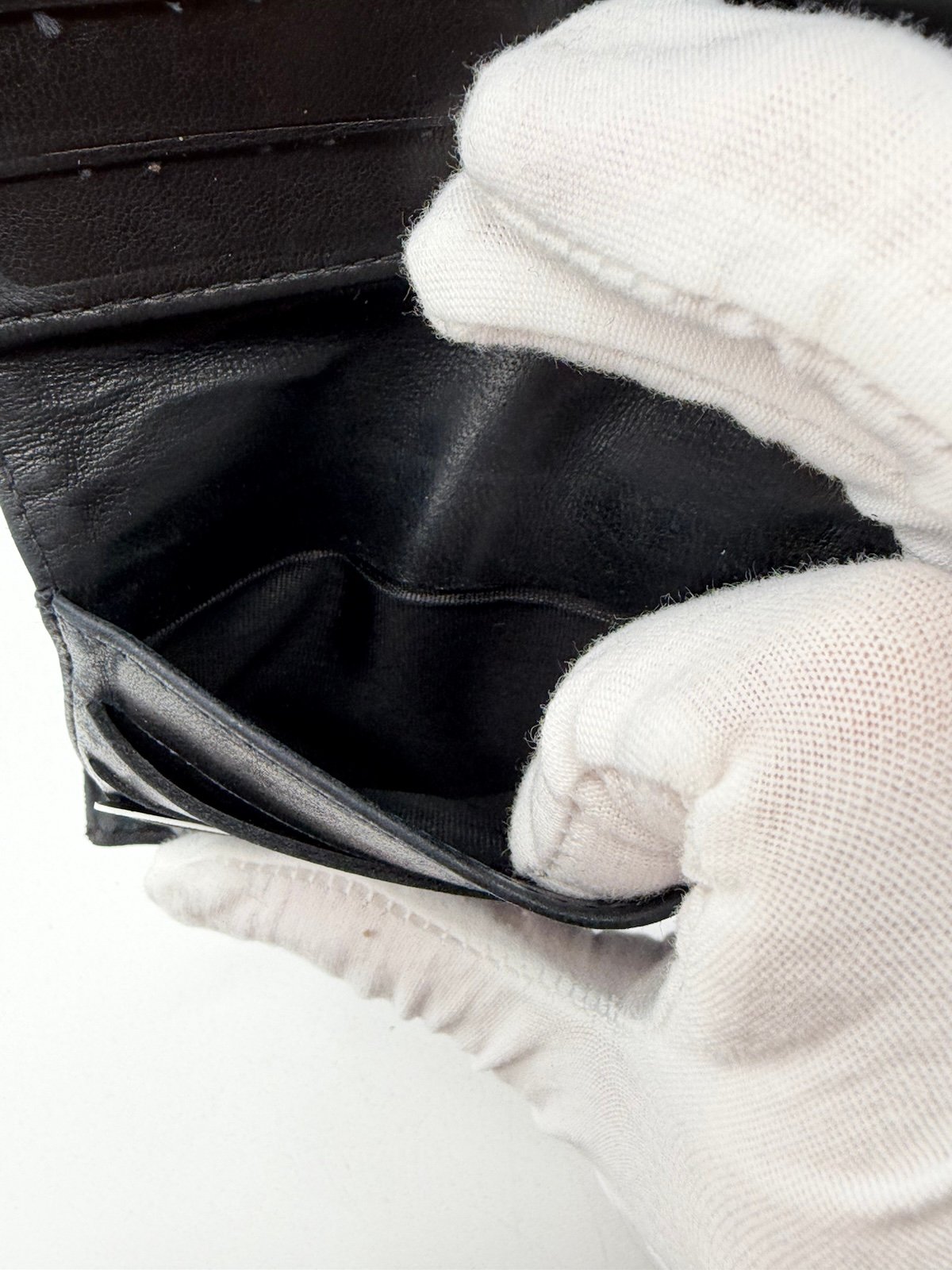 Pre-Owned Chanel Patent Leather CC Wallet
