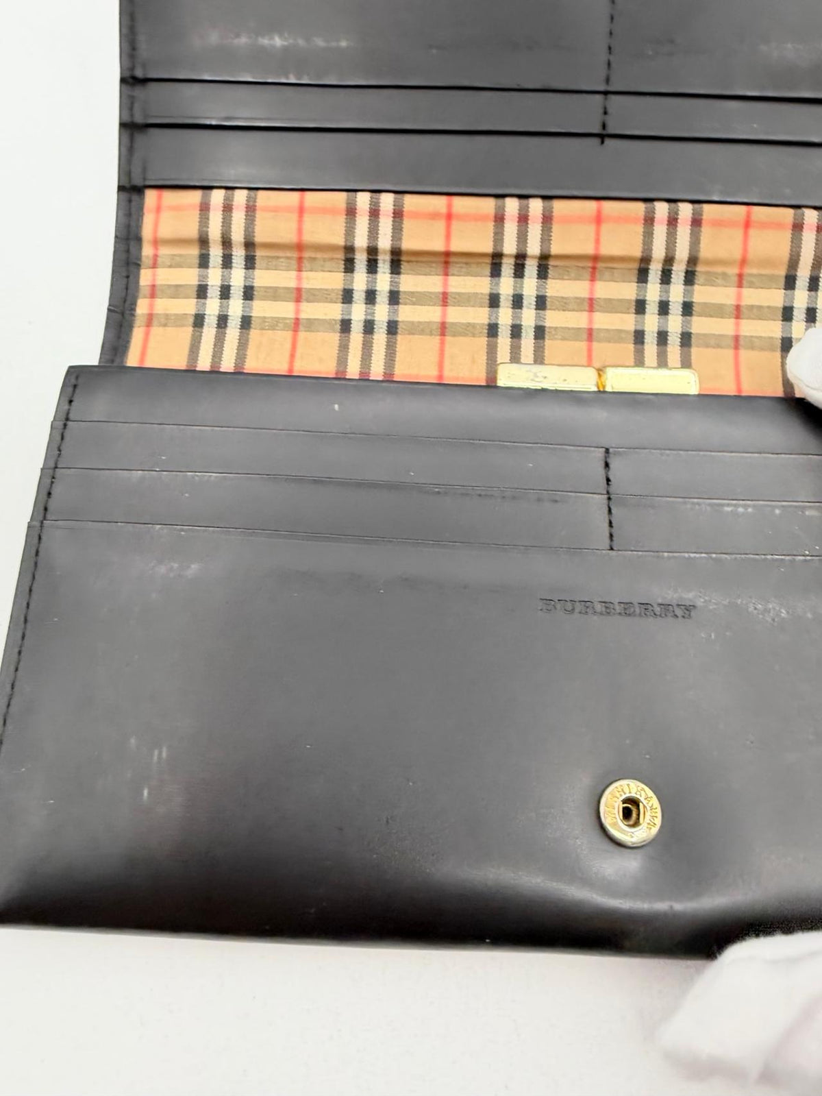 Pre-Owned Burberry Black Leather Long Wallet