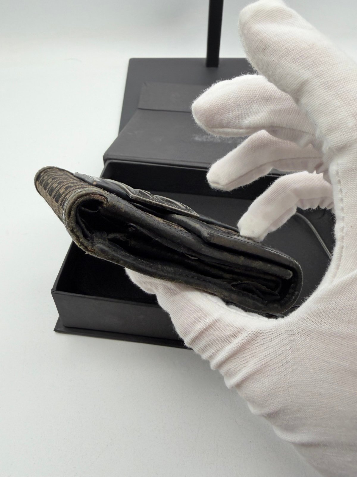 Pre-Owned Fendi Tri Fold Monogram Wallet