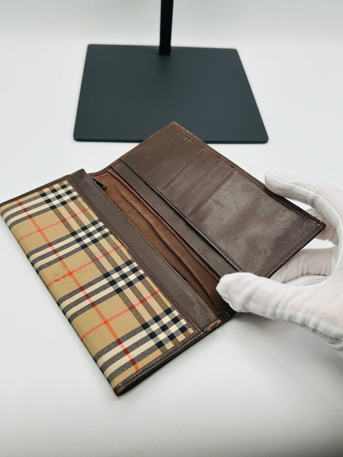 Pre-Owned Burberry Long Nova Plaid Wallet