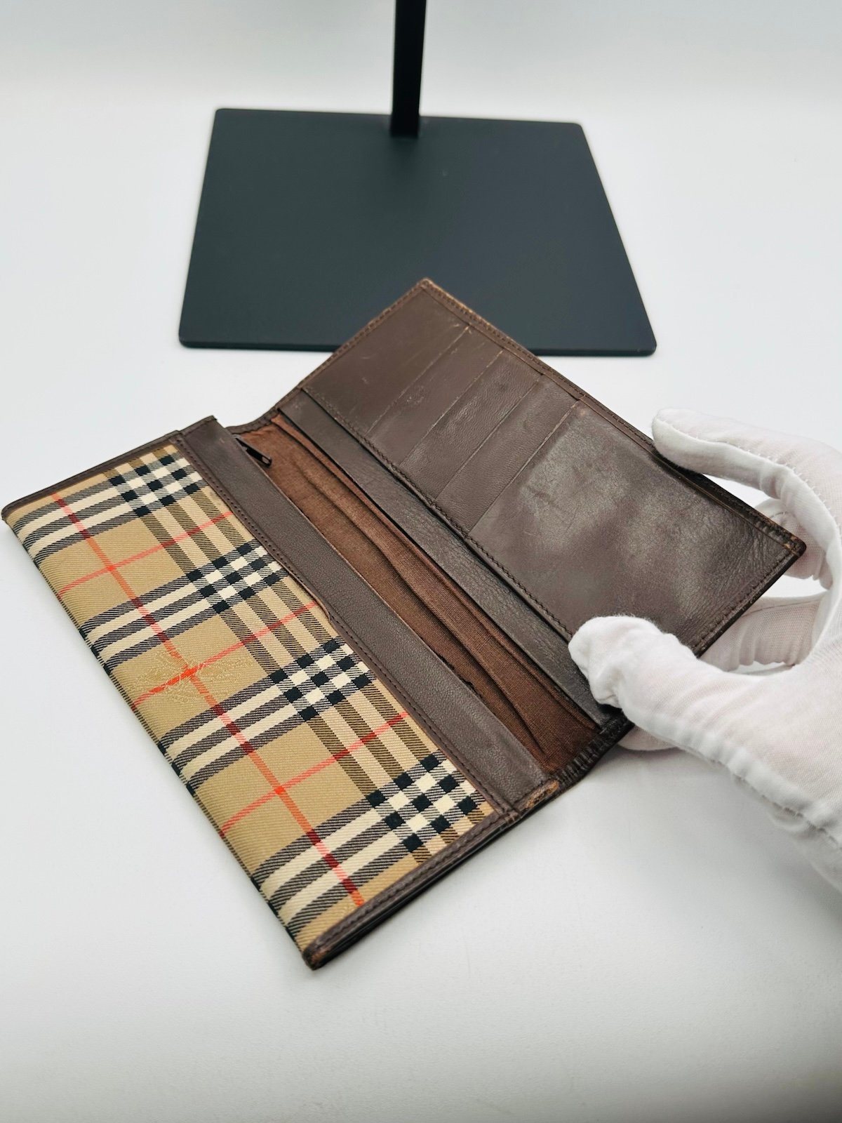Pre-Owned Burberry Long Nova Plaid Wallet