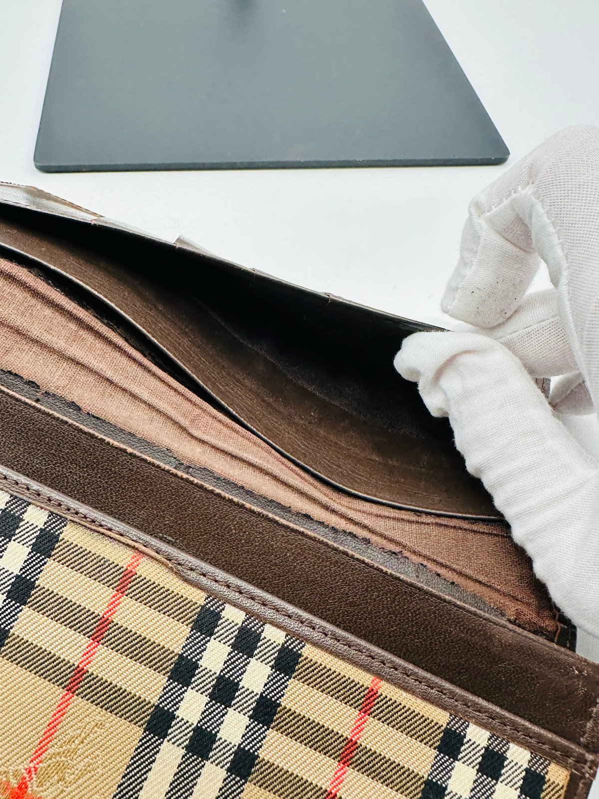 Pre-Owned Burberry Long Nova Plaid Wallet
