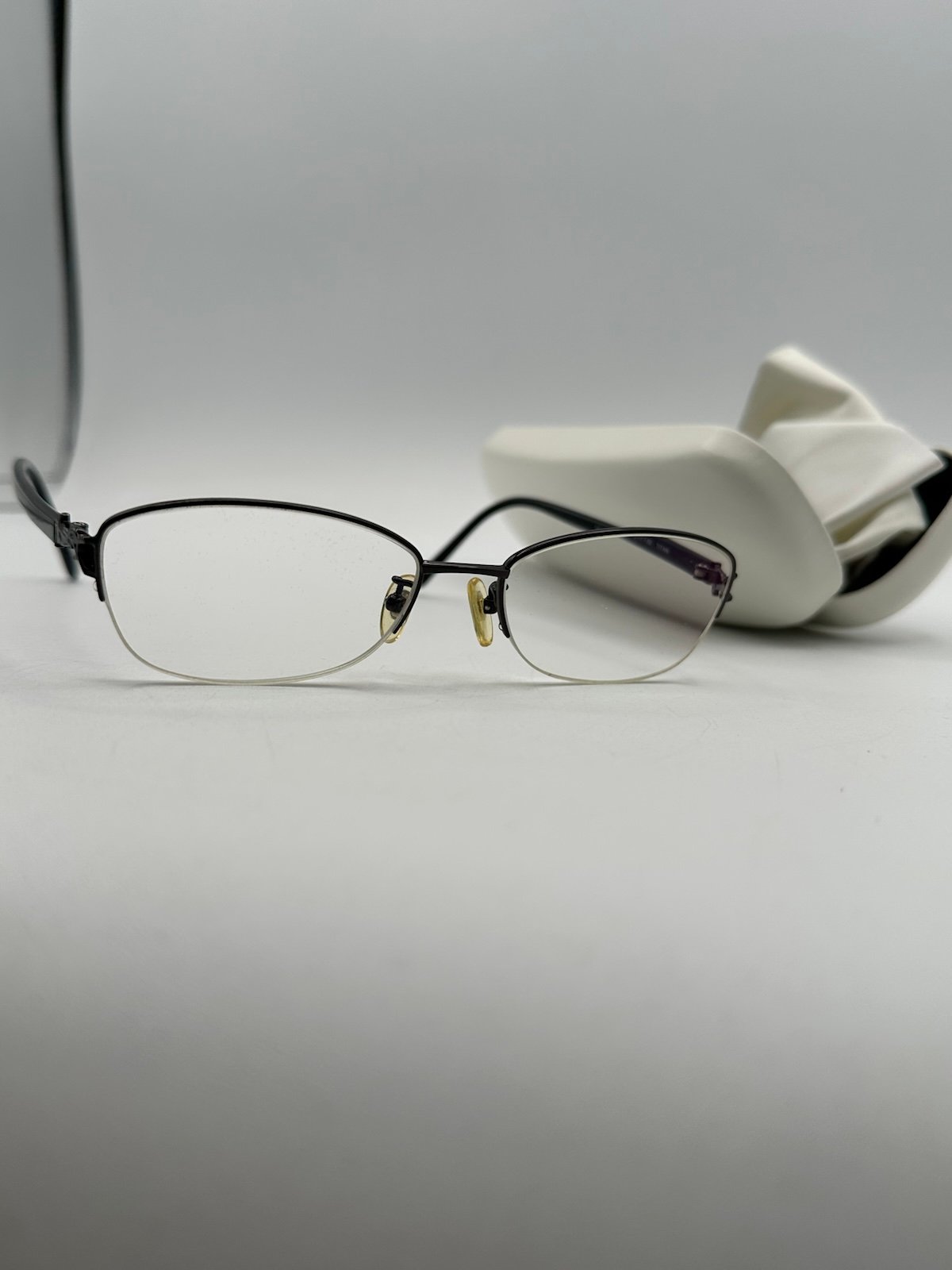 Pre-Owned Glasses w Box - YSL Yves Saint Laurent