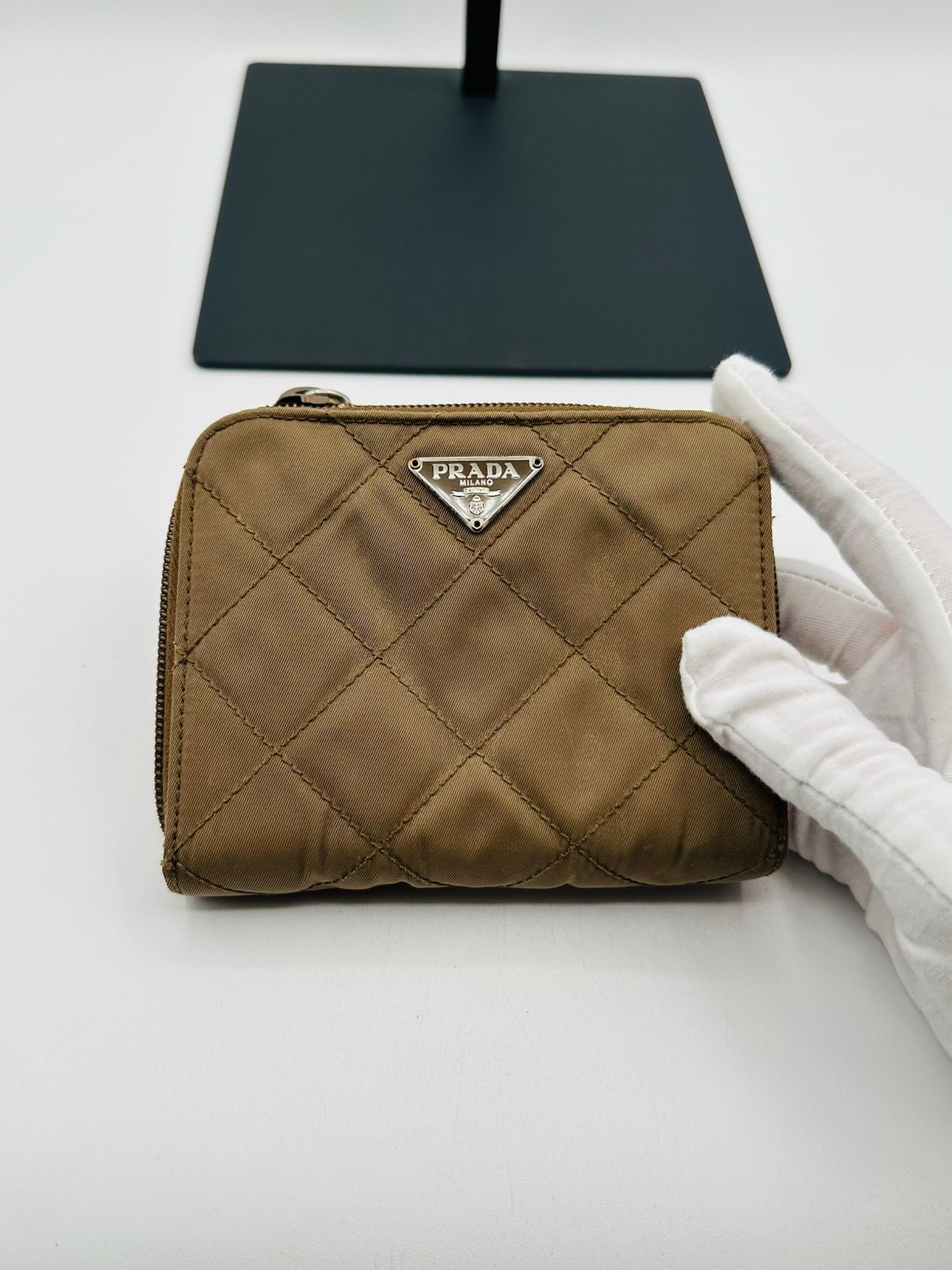 Pre-Owned Prada Quilted Re Nylon Wallet