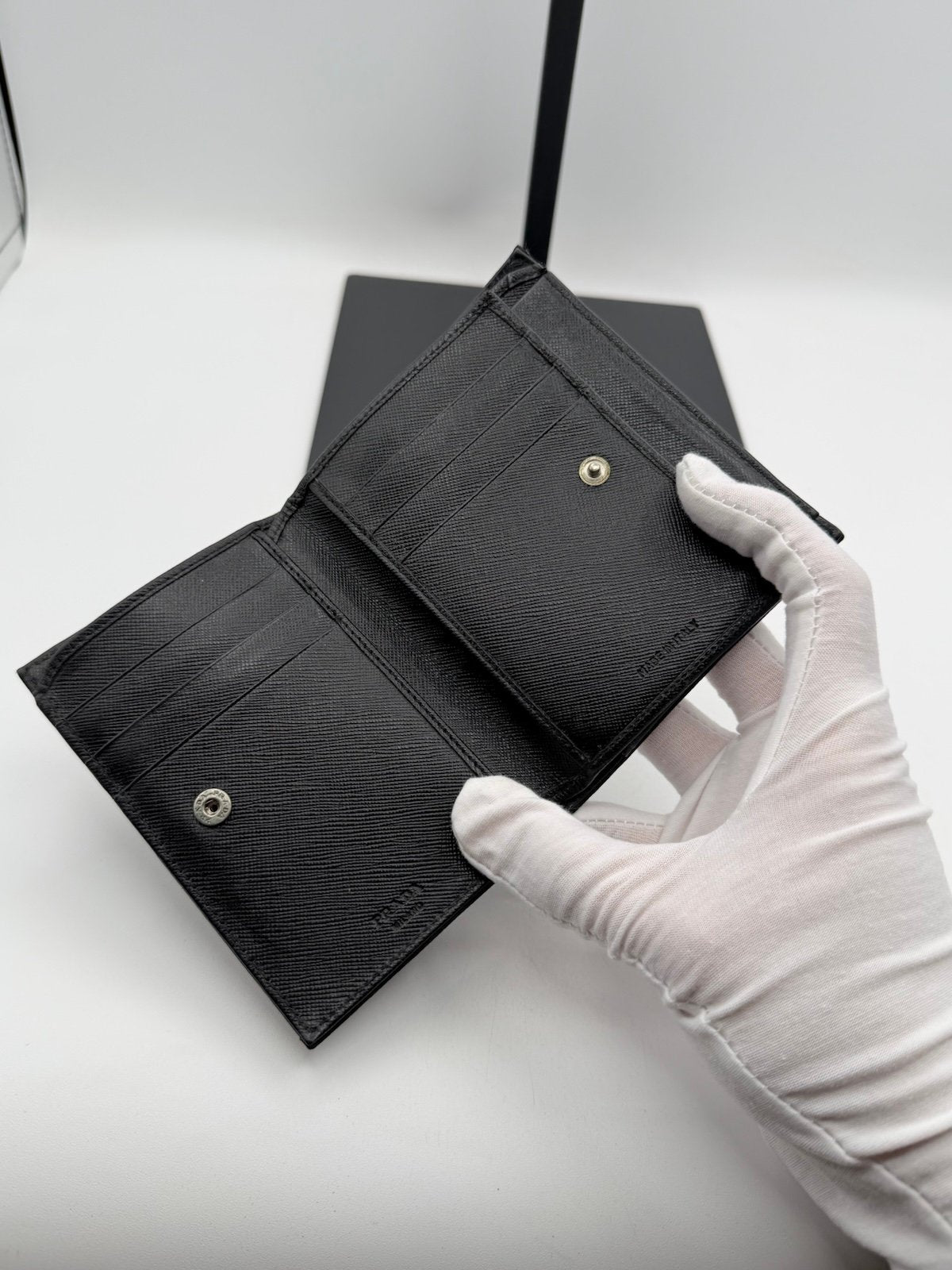 Pre-Owned Prada Nylon Multi Pocket Wallet