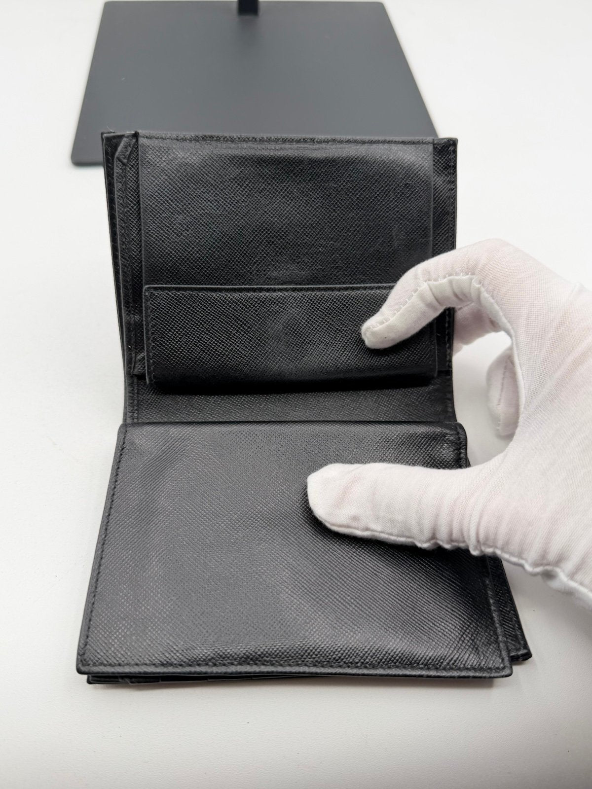 Pre-Owned Prada Nylon Multi Pocket Wallet
