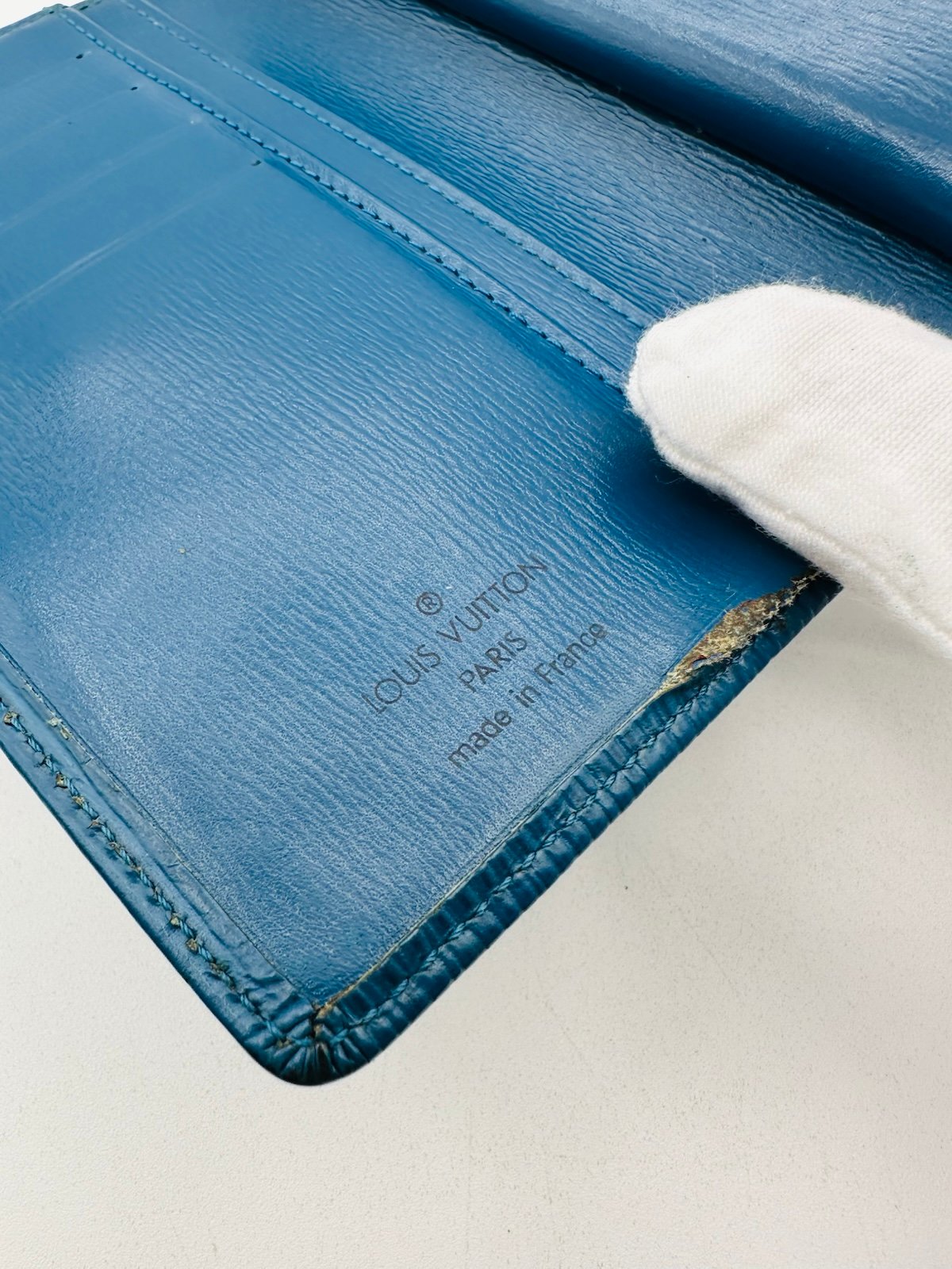 Pre-Owned Louis Vuitton Epi Kisslock Wallet