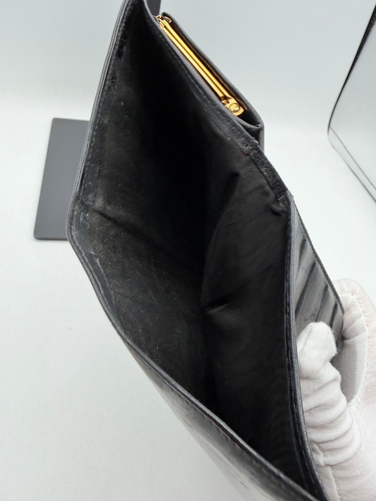 Pre-Owned Chanel Large Black Patent Leather CC Logo Wallet