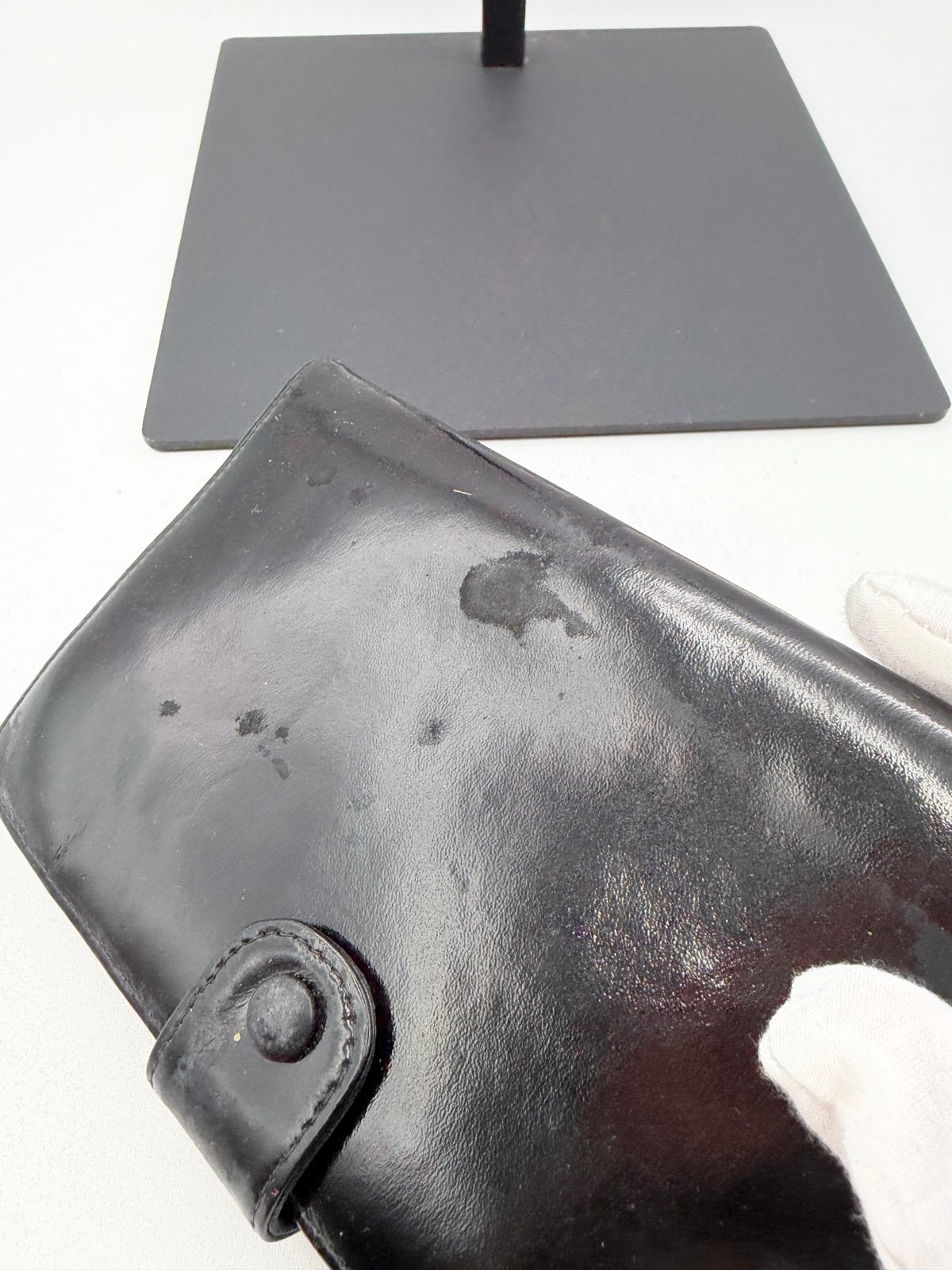Pre-Owned Chanel Large Black Patent Leather CC Logo Wallet