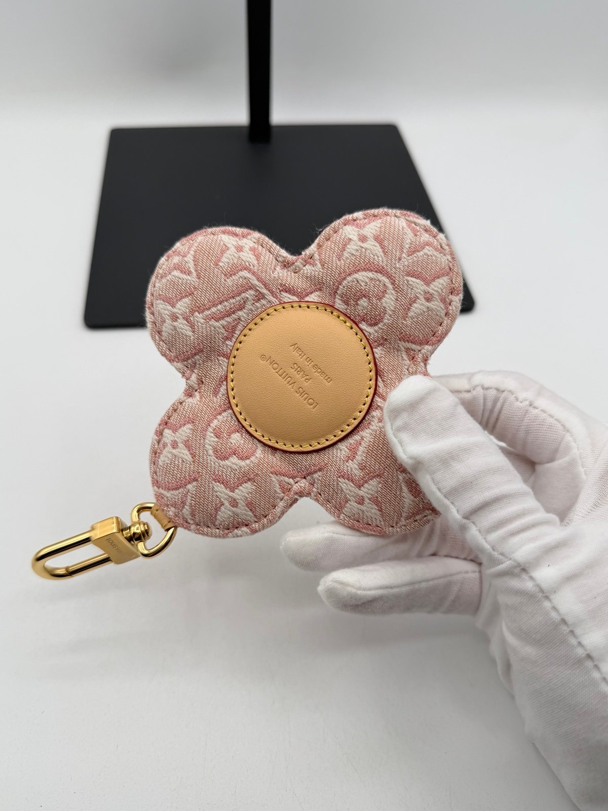 Pre-Owned Louis Vuitton Monogram Flower Keychain Bag Charm