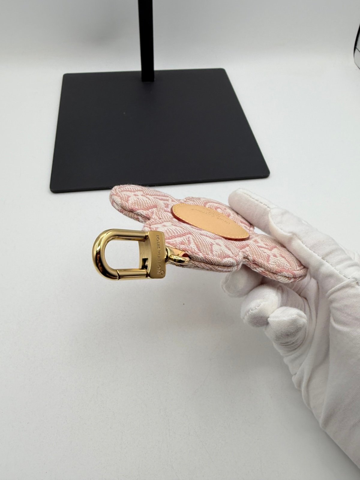 Pre-Owned Louis Vuitton Monogram Flower Keychain Bag Charm